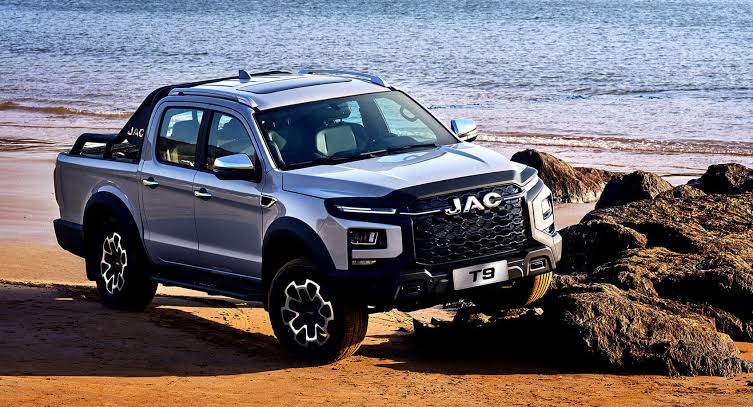 JAC T9 - Bold Chinese bakkie